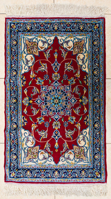 Hand Knotted Wool Isfahan Rug 47"x27"