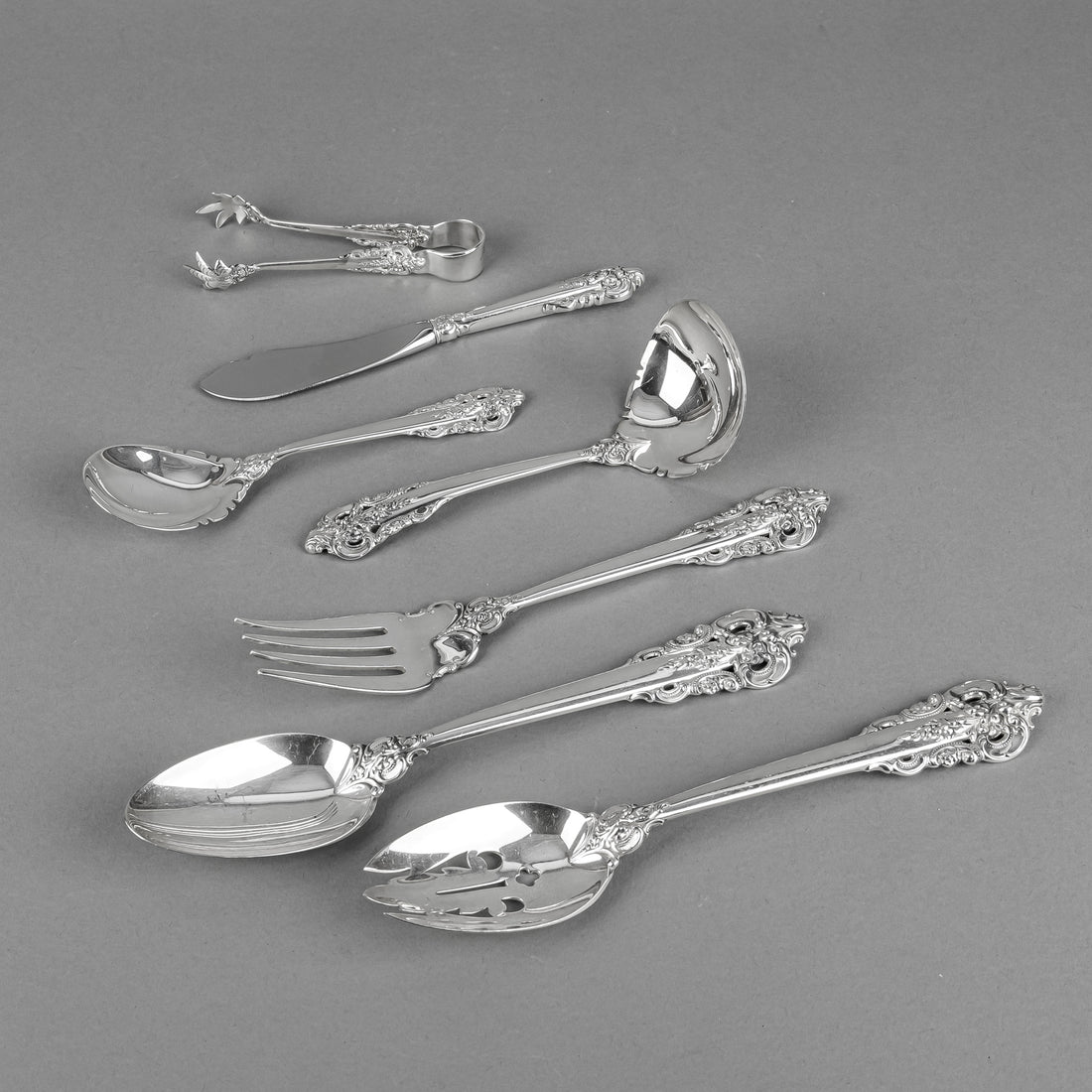 WALLACE STERLING Grande Baroque Sterling Flatware 8 Place Settings w/Extras