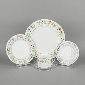 GIBSON Holly & Ivy Dish Set  - 8 Place Settings