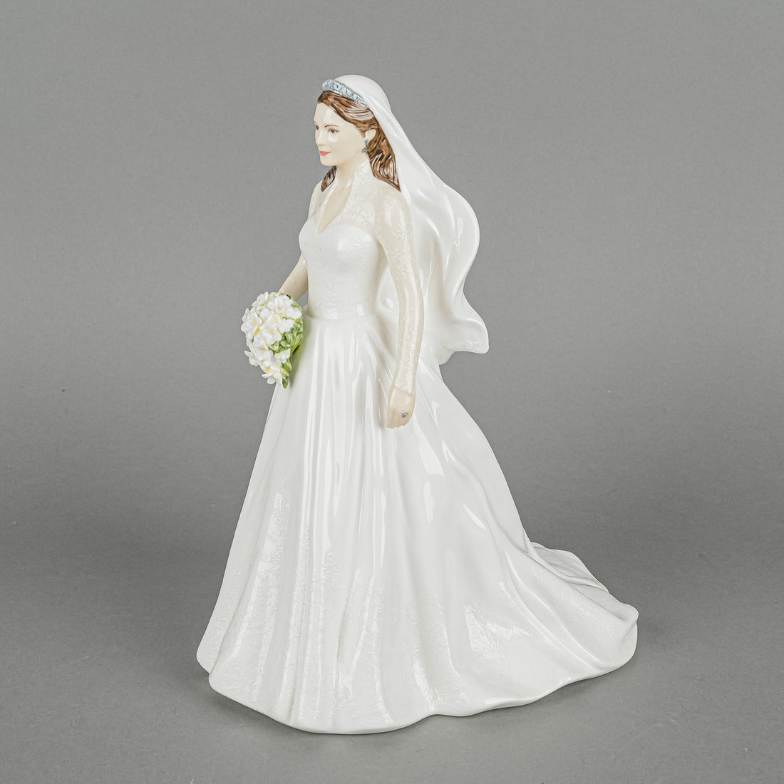 ROYAL DOULTON Figurine Catherine Royal Wedding Day HN 5559